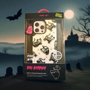 Boo Buddies Glow-in-the-Dark Skeleton Cats iPhone 16 Pro Max Case Black & White